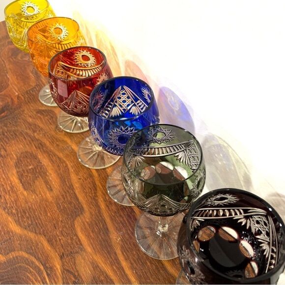CRYSTAL Hand Cut Wine Glasses (set of 6) - Picture 6 of 7